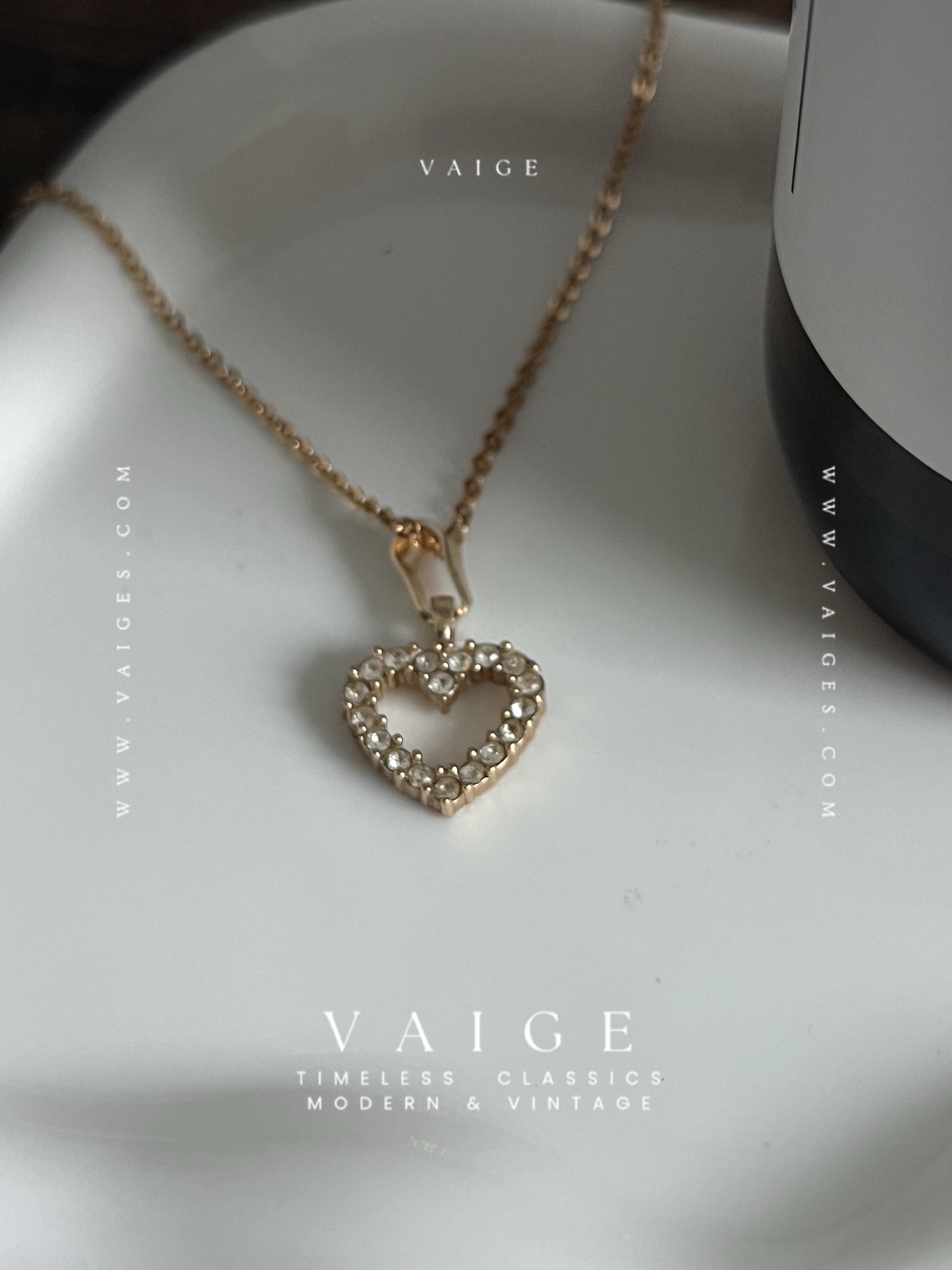 VAIGE One Of One | Vintage Gold Heart Zircon Necklace