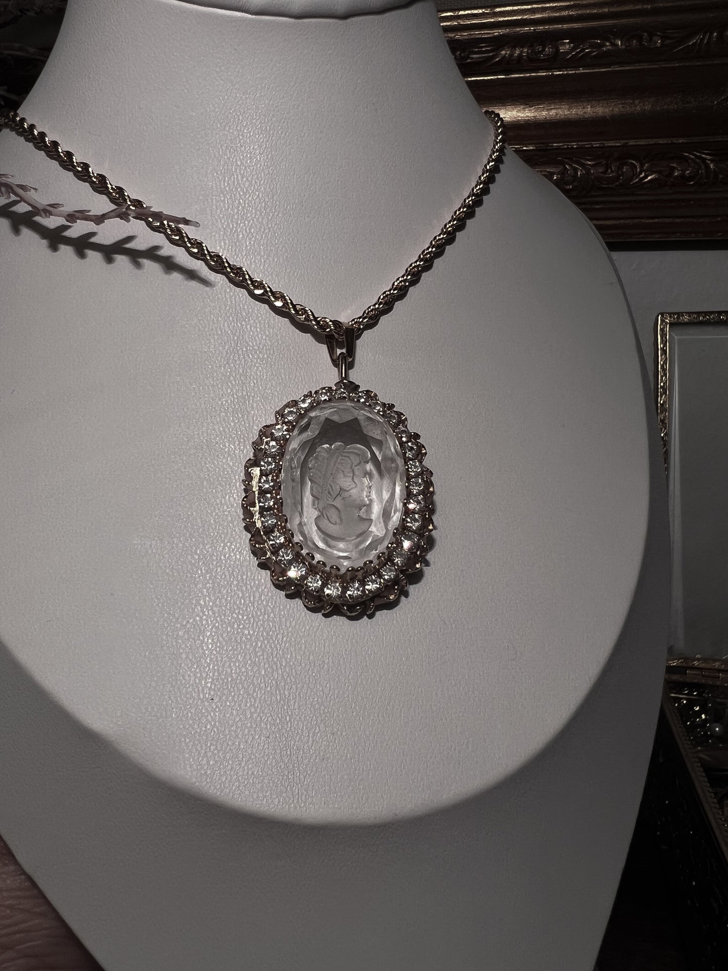 VAIGE One of One | Vintage glass engraved cameo lady portrait necklace