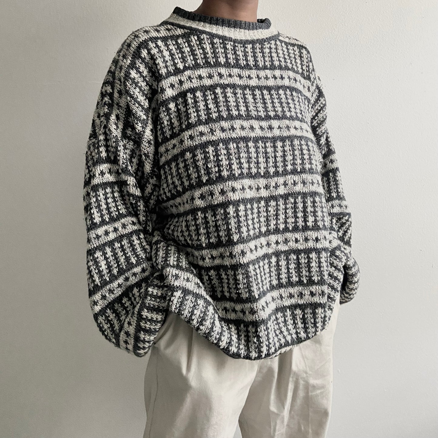 VAIGE One of One | Blue And White Knit Vintage Sweater