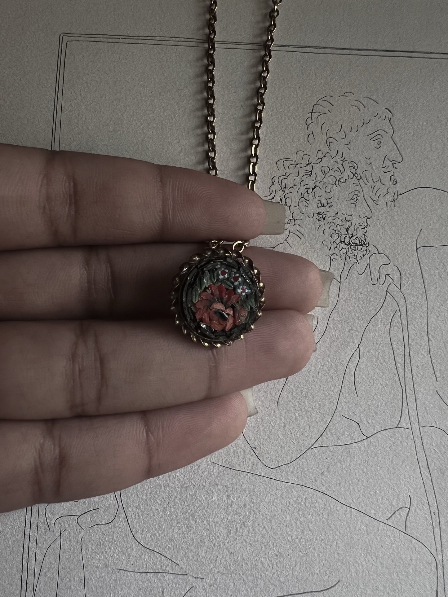 VAIGE One of One | Vintage Flower Mosaic Gold Necklace
