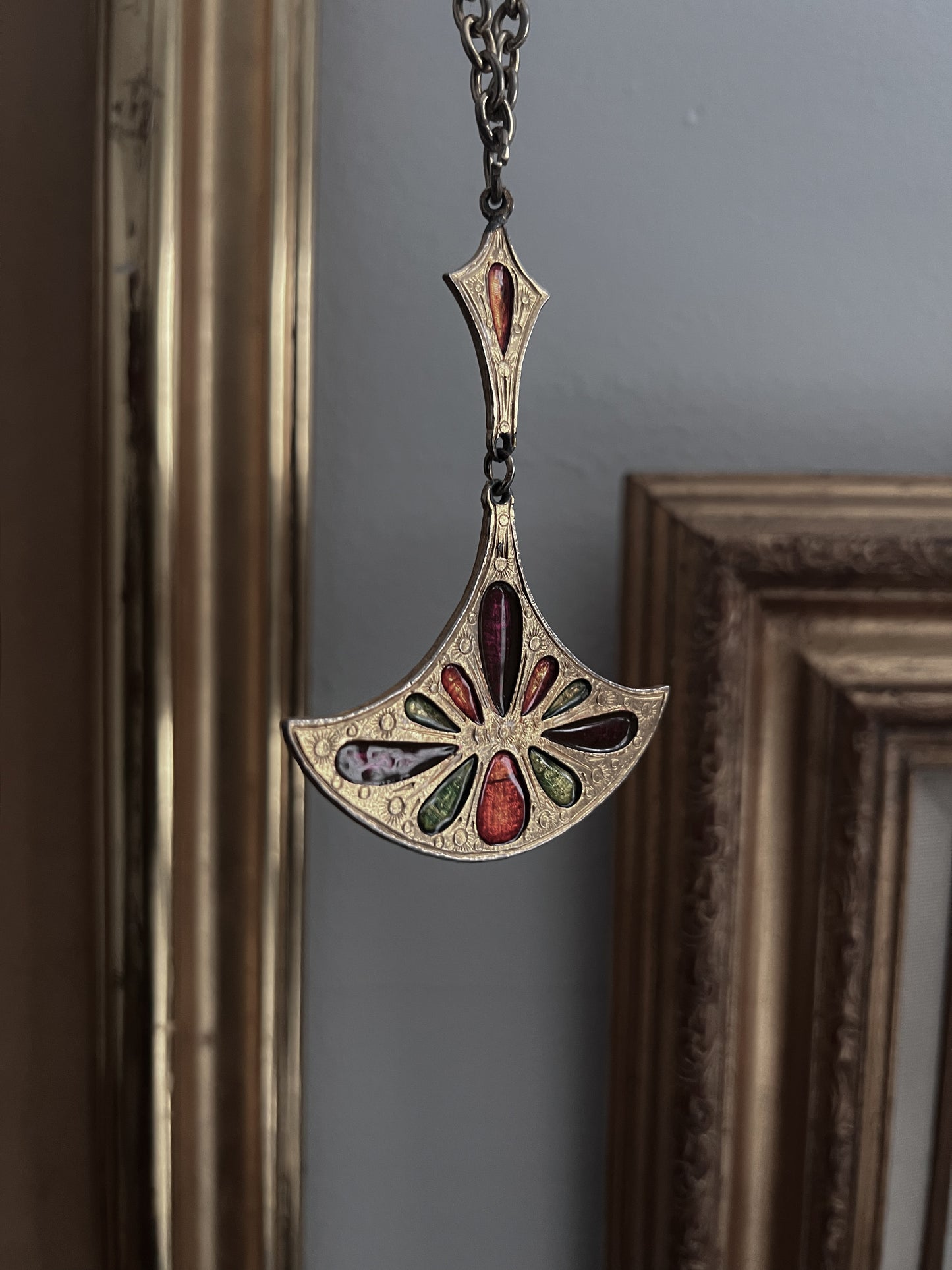 One Of One | Vintage large enamel fan necklace