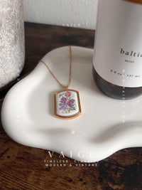 VAIGE One Of One | Vintage Flower Gold Necklace