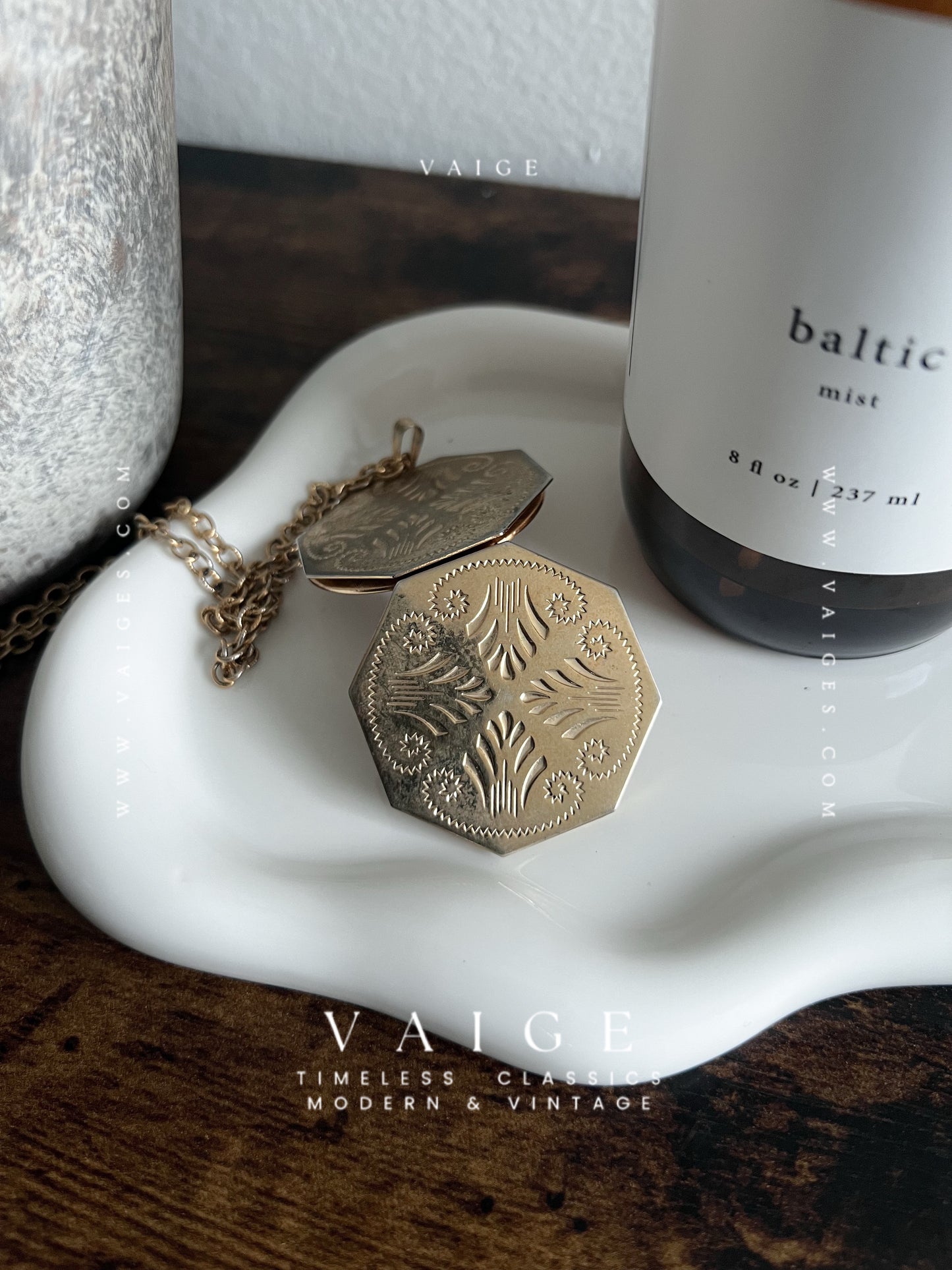 VAIGE One of One | Vintage Hexagon Gold Locket Necklace