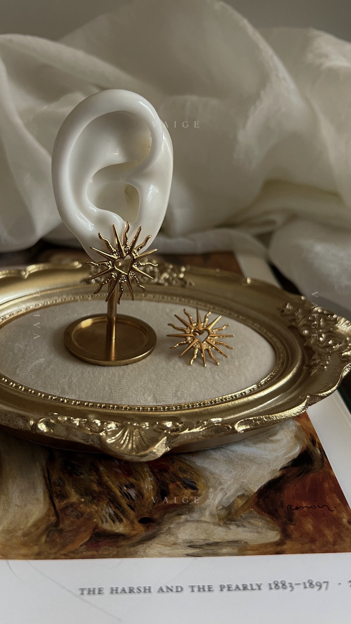 Zephyra sun heart earrings