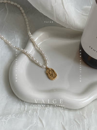 VAIGE 18K Gold Plated Stainless Steel Flower Charm Pearl Beaded Necklace