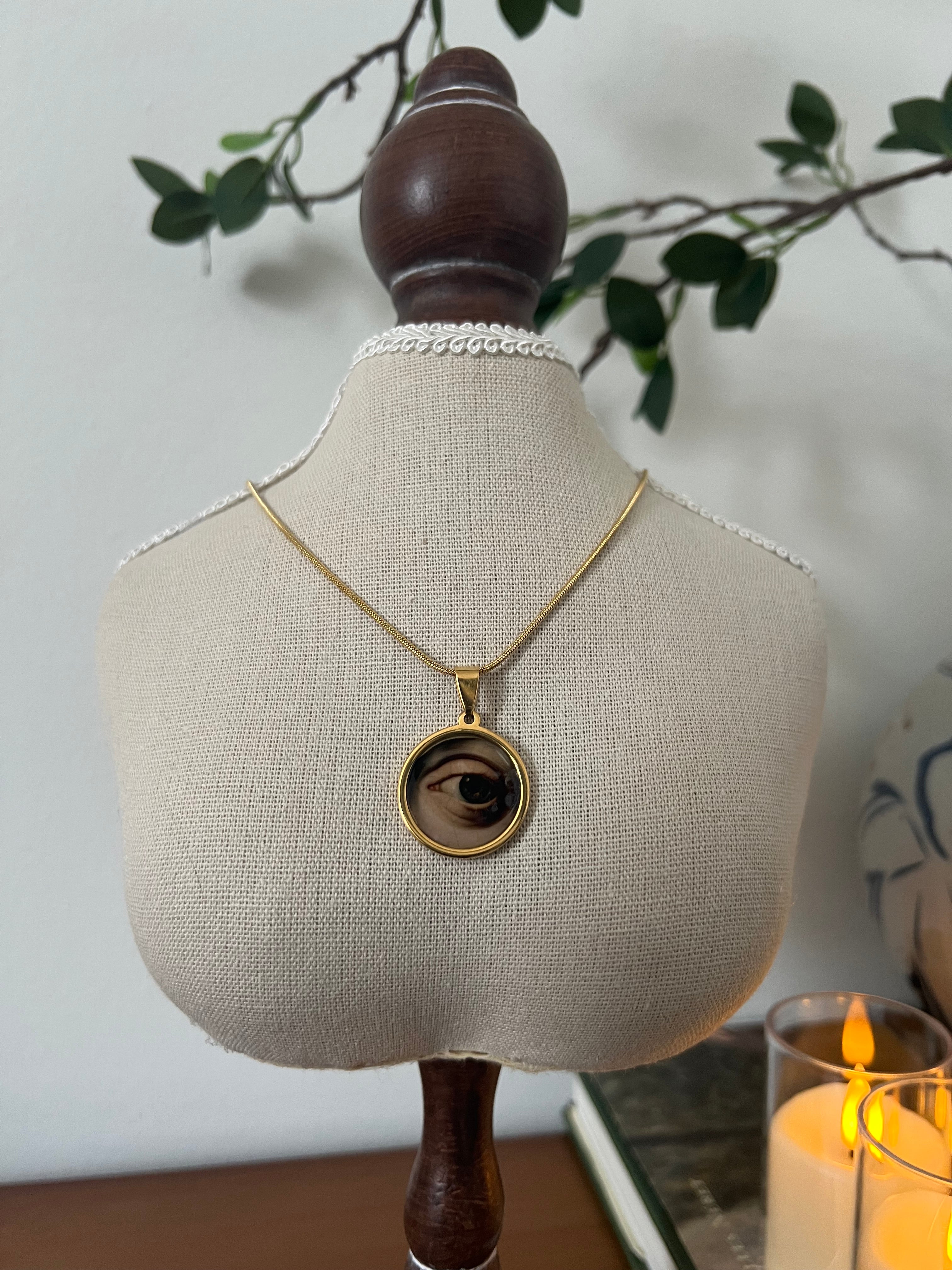 Mini eye necklace