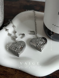 VAIGE Romantic Heart Locket Pendant Locket Silver Stainless Steel Necklace