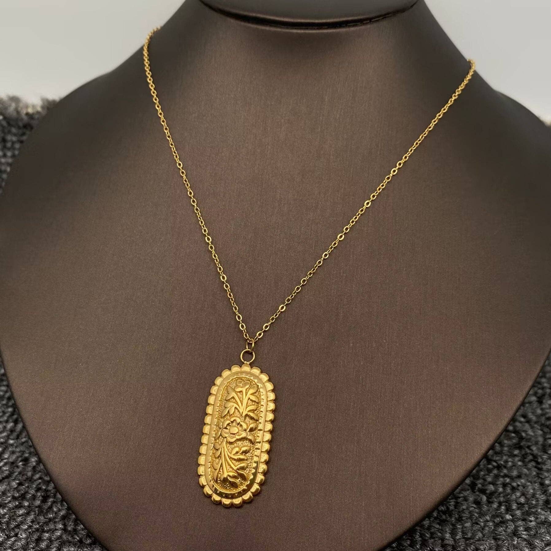 VAIGE 18K Gold Plated Stainless Steel Pendant Necklace