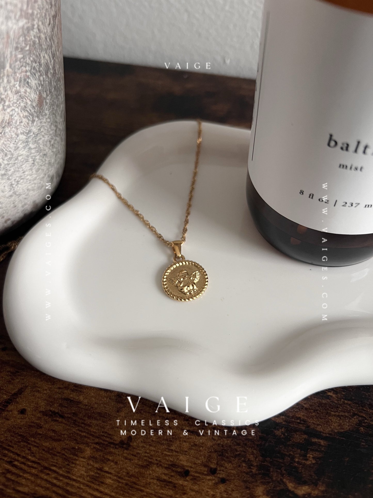 VAIGE Stainless Steel Angel Cherub Coin Necklace Gold