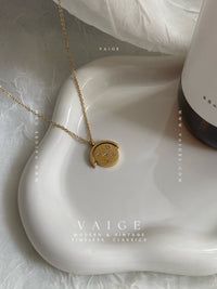 VAIGE Rotatable Star Charm 18K Gold Plated Stainless Steel Necklace