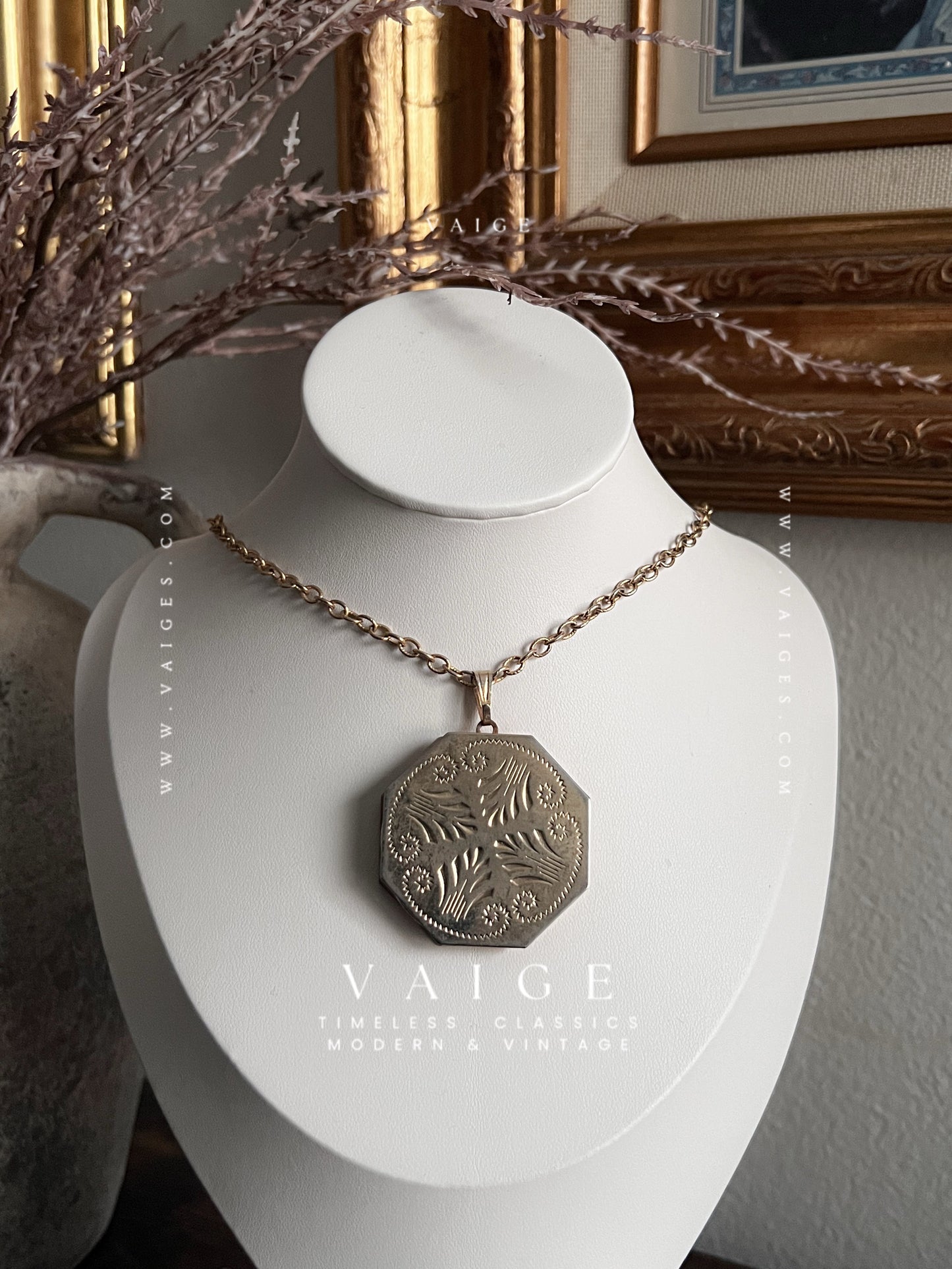 VAIGE One of One | Vintage Hexagon Gold Locket Necklace