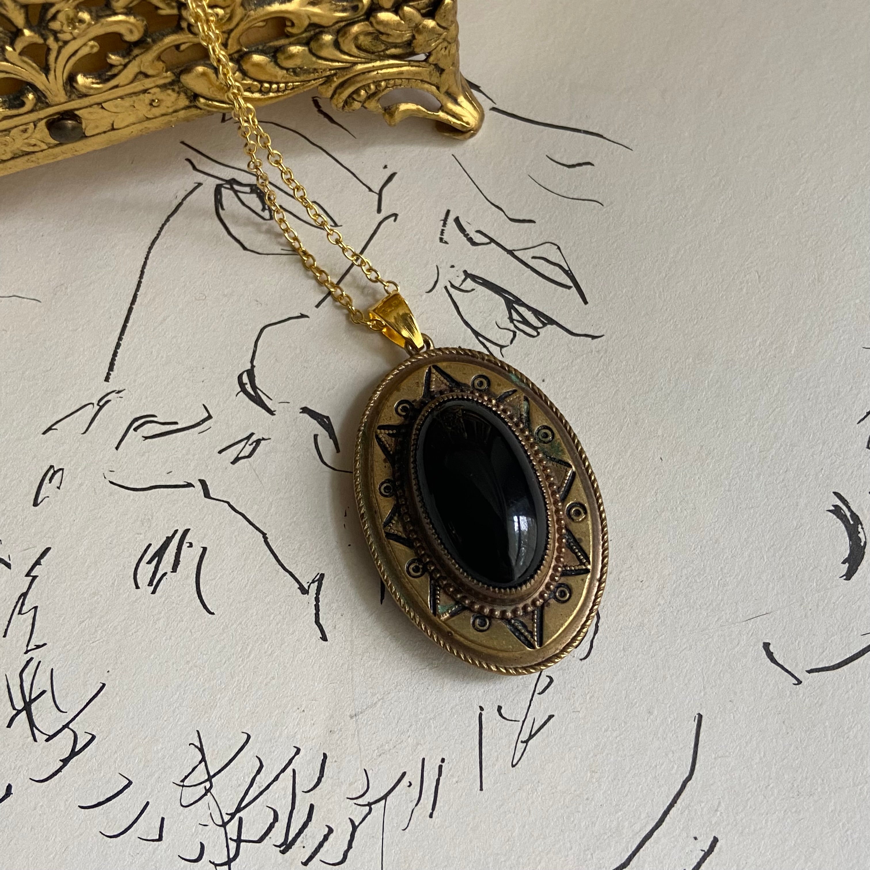 gold black stone locket   necklace • 18in — Vivian Vintage Collection • only 1 available • View all photos; item is thrifted/vintage and may show flaws: (  )