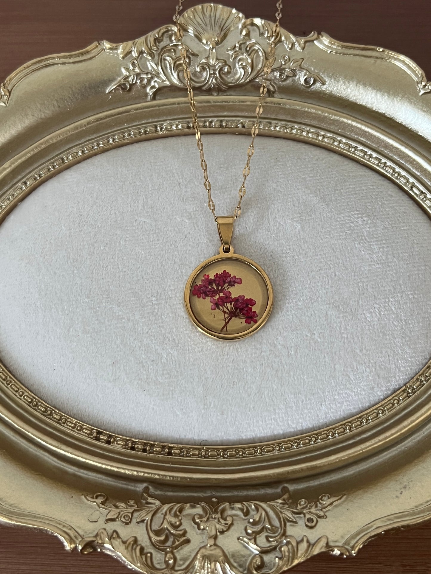 Dried flower necklace