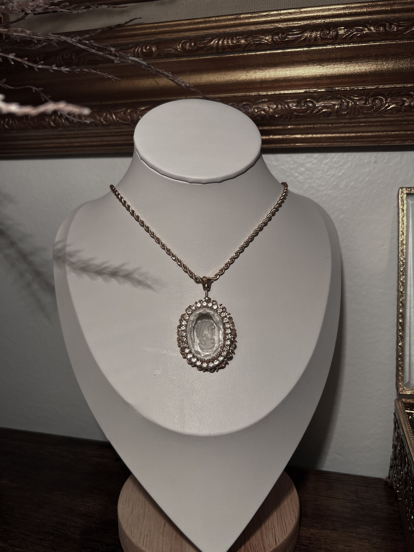 VAIGE One of One | Vintage glass engraved cameo lady portrait necklace