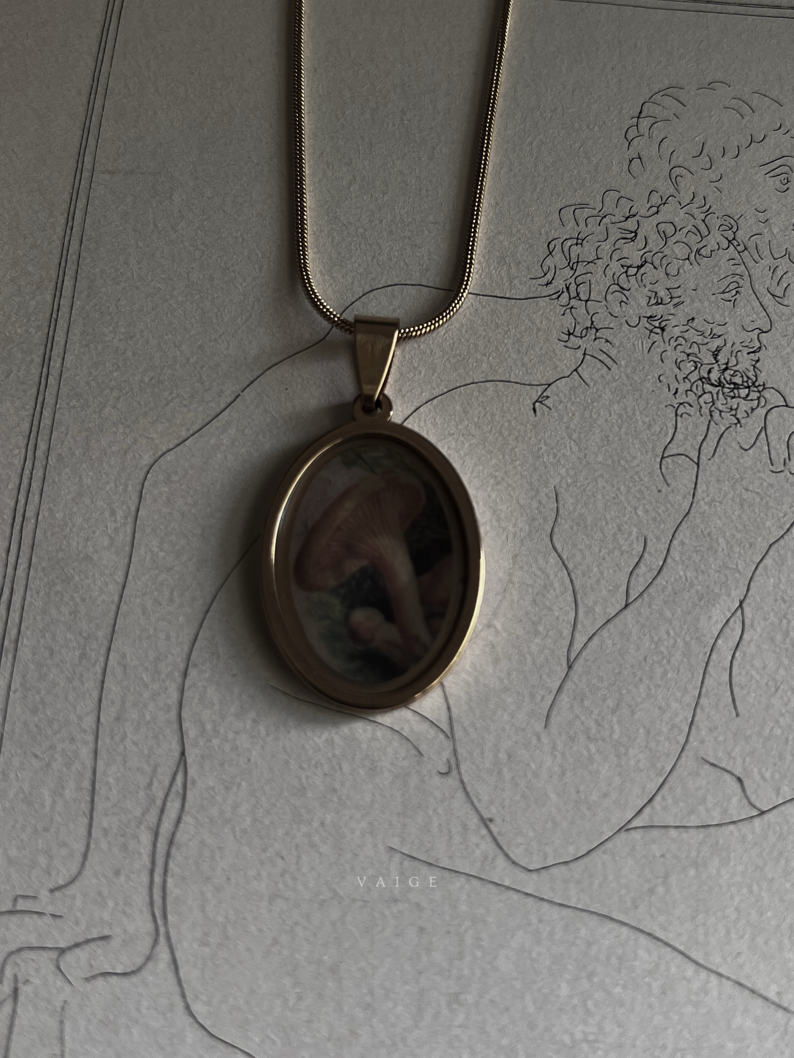 VAIGE Mushroom Fungi Gold Oval Necklace