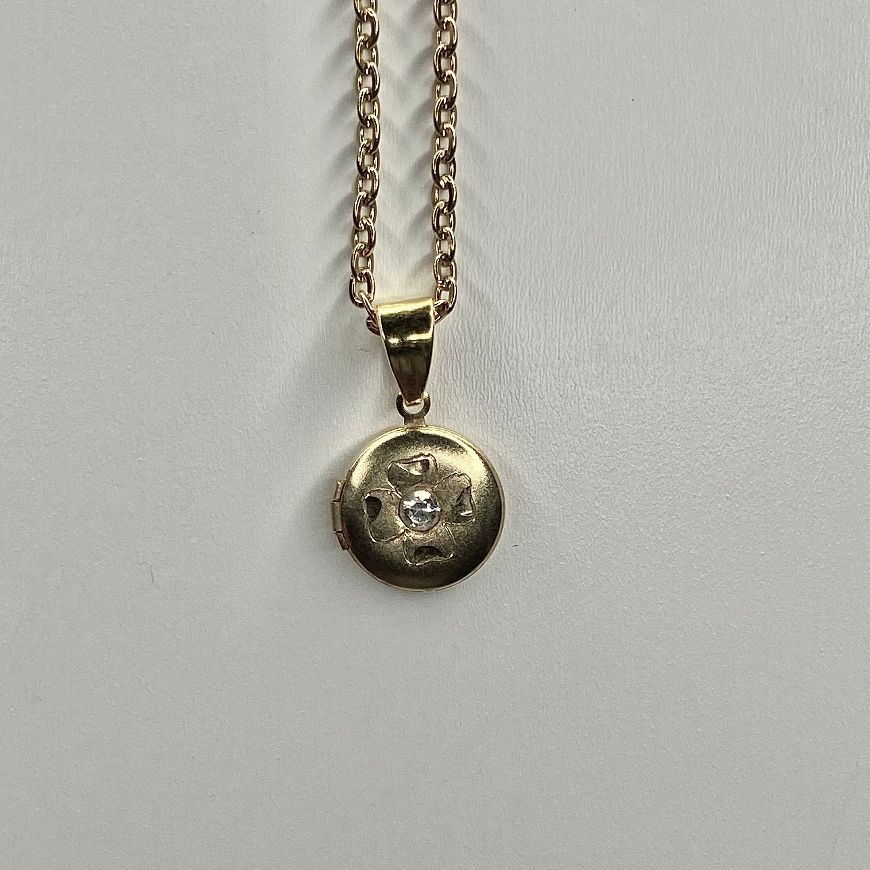 gold mini flower locket  pendant necklace • 16-18in — Vintage Collection • only 1 available • View all photos; item is thrifted/vintage and may show flaws.