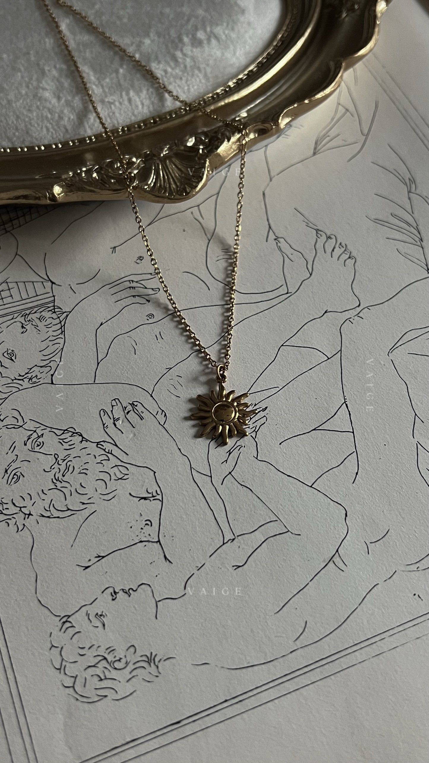 Lune Sun Necklace