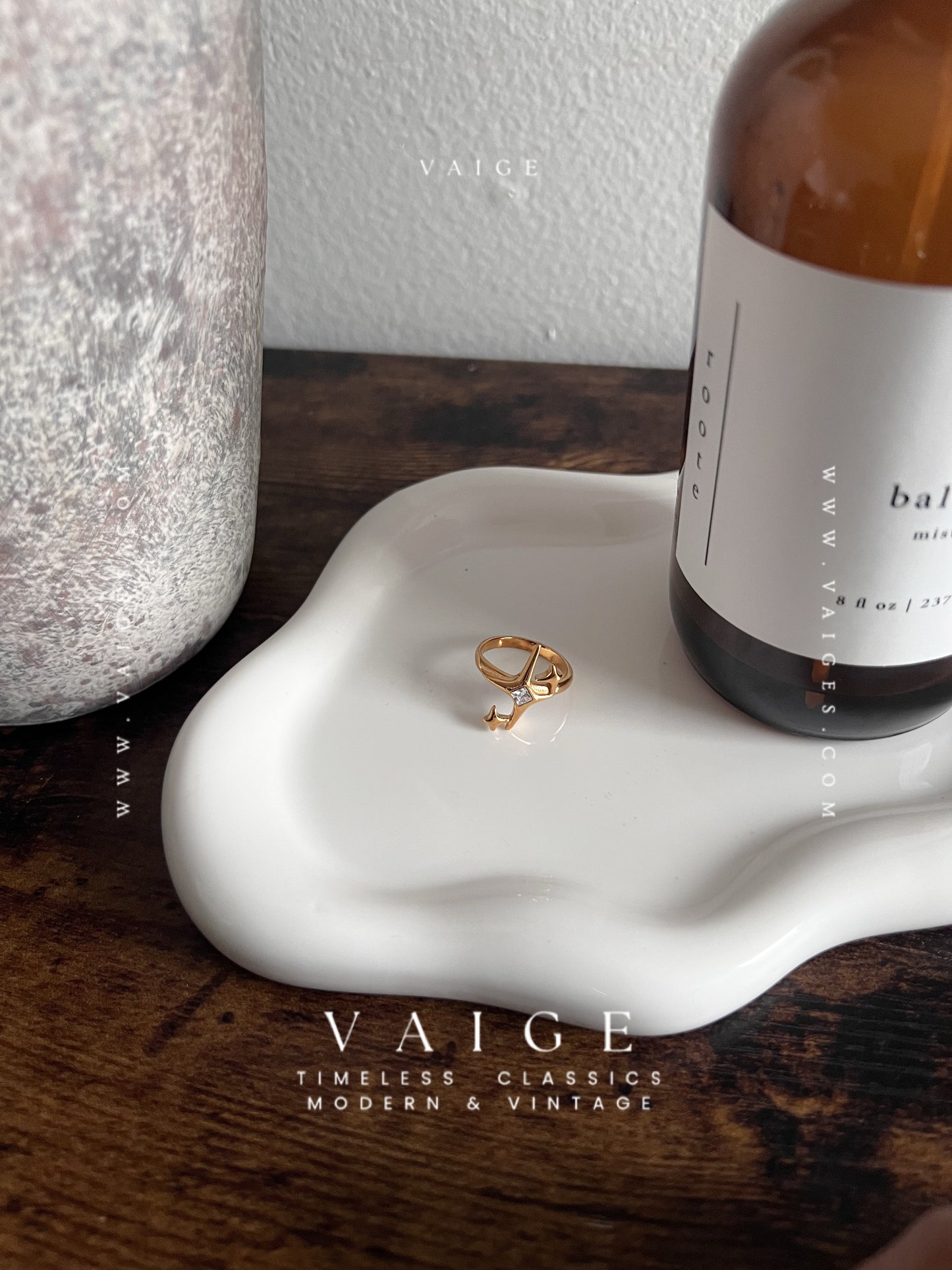 VAIGE Zircon Star Ring Gold Stainless Steel