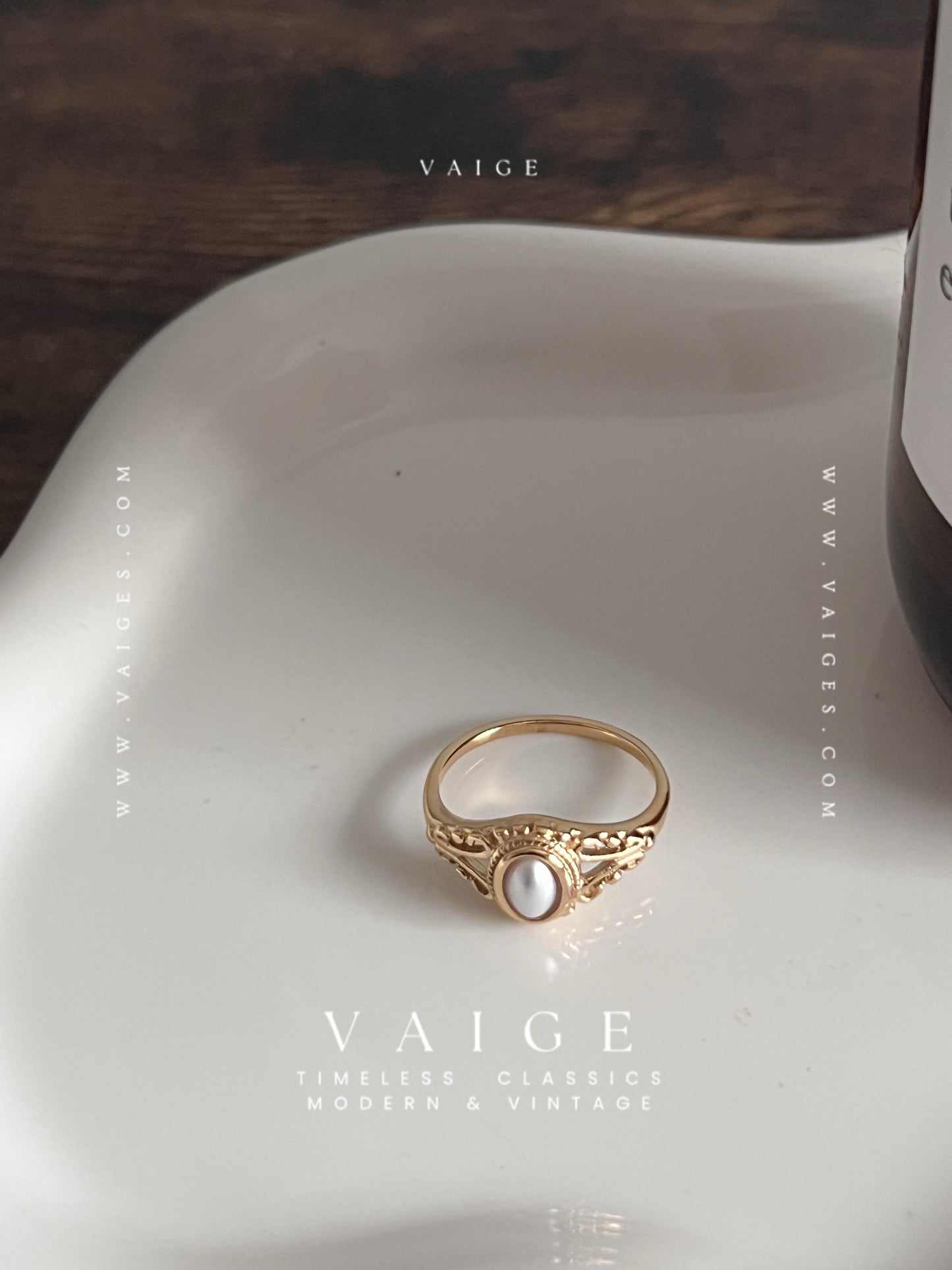 VAIGE  Gold Texture Freshwater Pearl Ring Stainless Steel