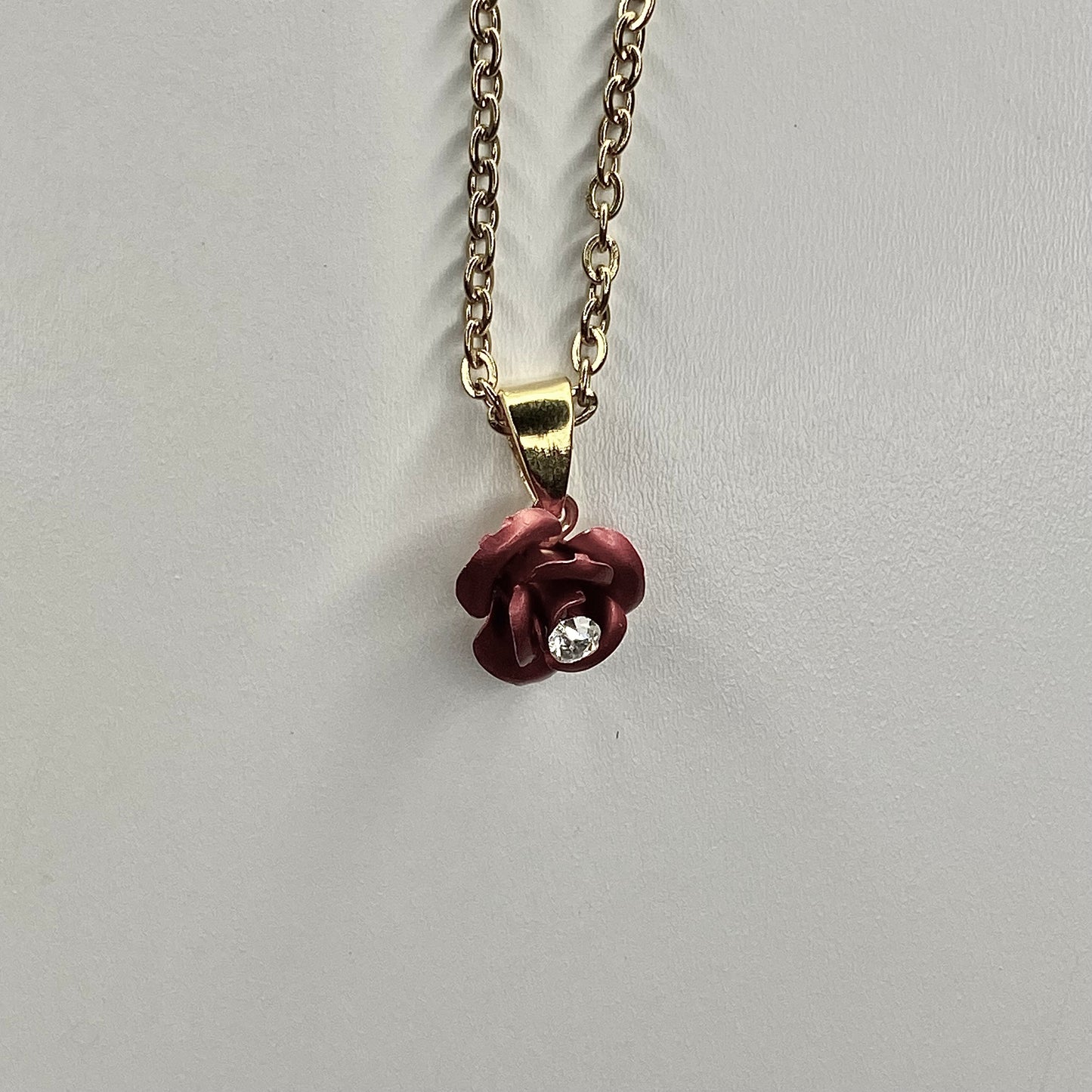 gold red flower   pendant necklace • 16-18in — Vintage Collection • only 1 available • View all photos; item is thrifted/vintage and may show flaws.