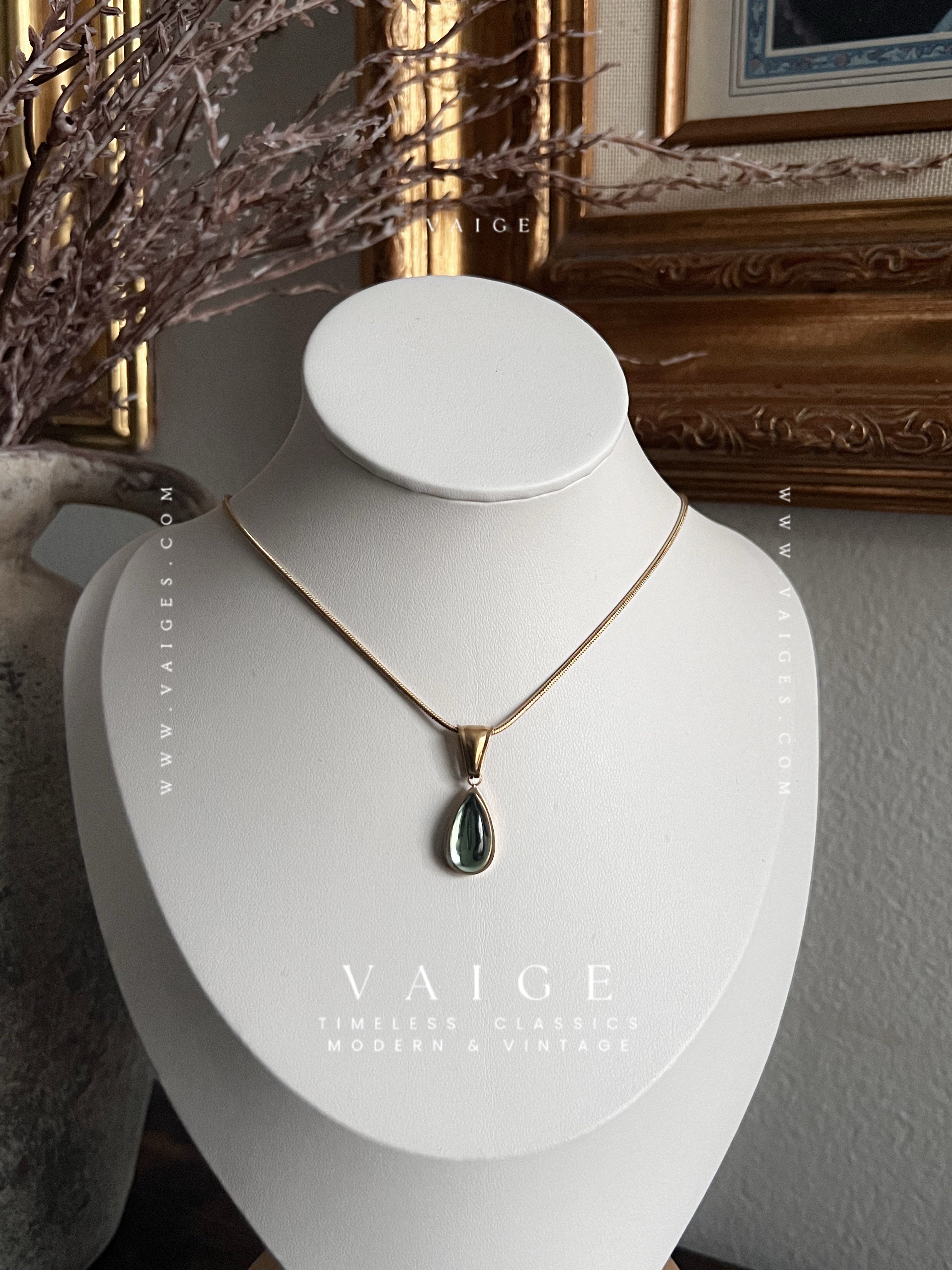 VAIGE Green Glass Crystal Water Drop Pendant Necklace Stainless Steel Gold