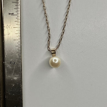 gold dainty pearl   pendant necklace • 16-18in — Vintage Collection • only 1 available • View all photos; item is thrifted/vintage and may show flaws.