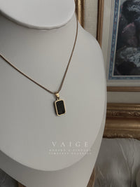 VAIGE Double-Sided Black White Enamel Shell Pendant Necklace