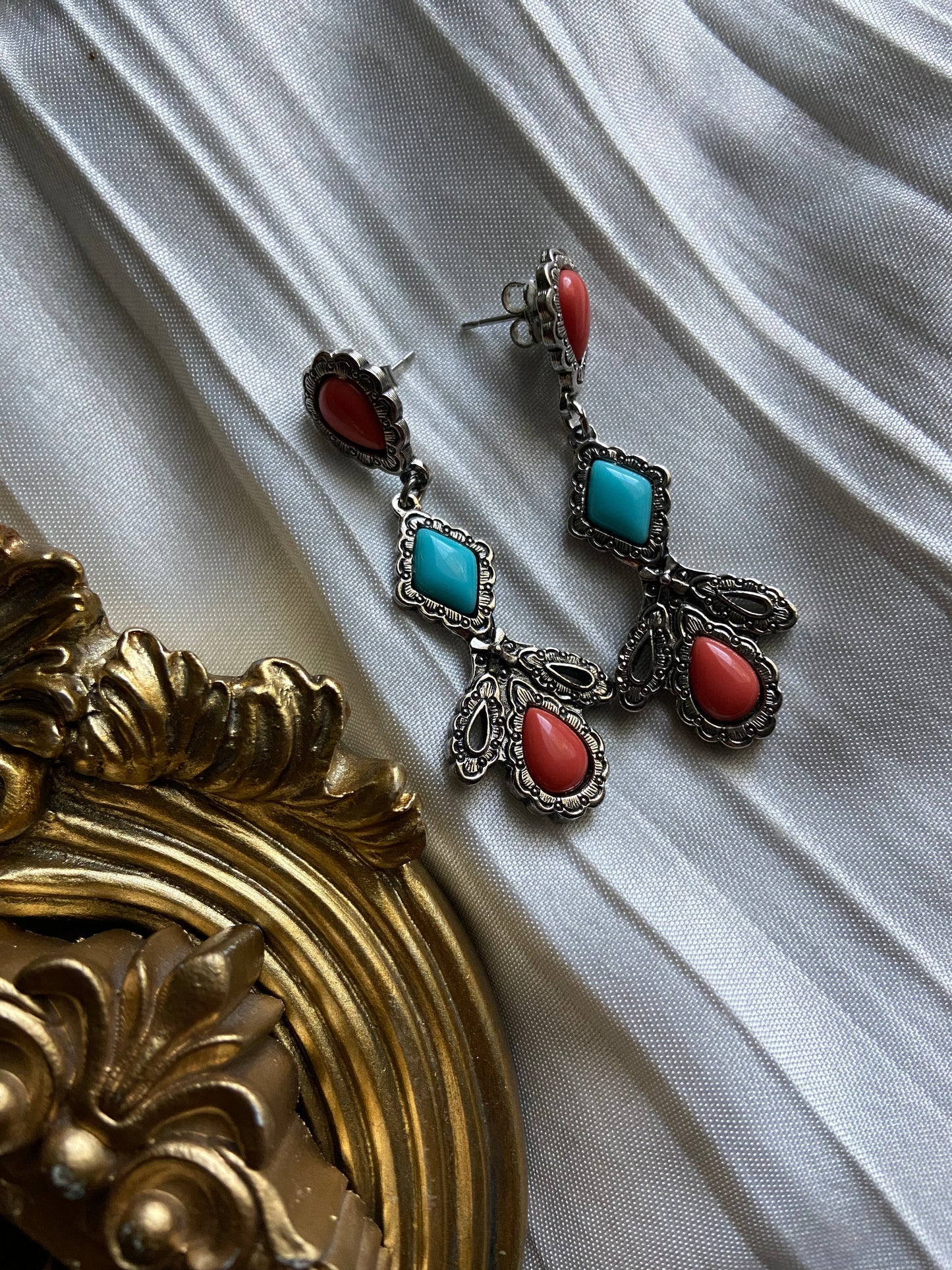 One-of-one | Vintage blue and orange dangle earrings