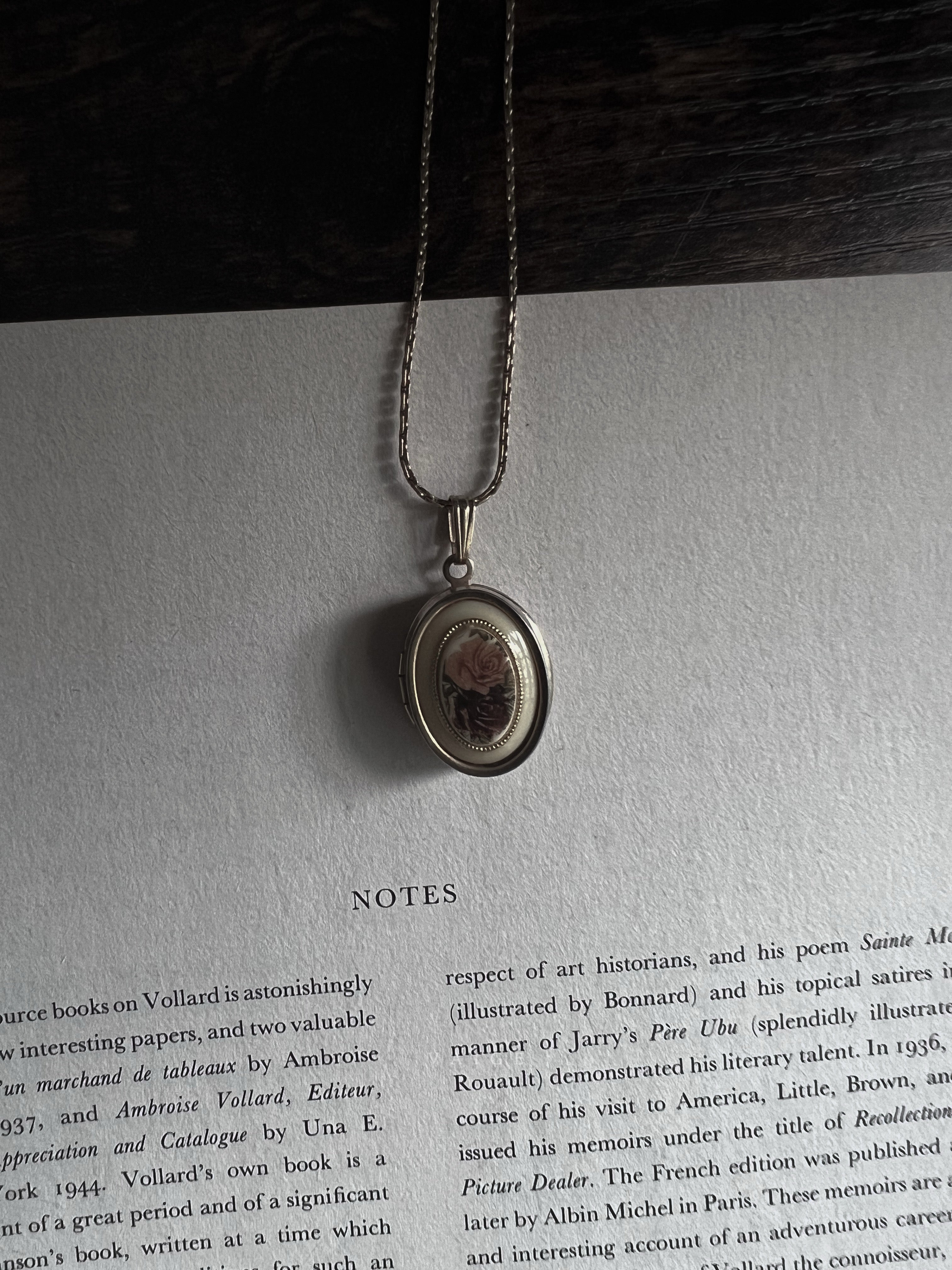 VAIGE One of One |  Vintage Flower Locket Gold Necklace