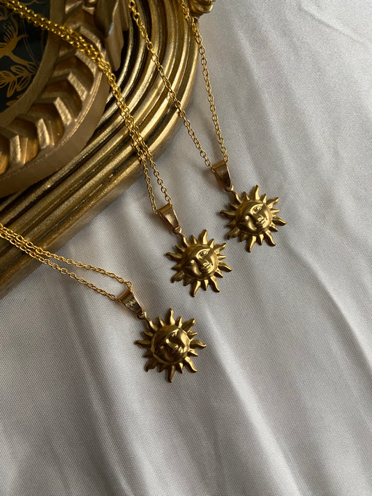 Handmade | Gold Sun Necklace