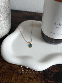 VAIGE Dainty Natural Stone Green White Red Oval Pendant Necklace Stainless Steel