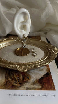 Heaven flower heart earrings