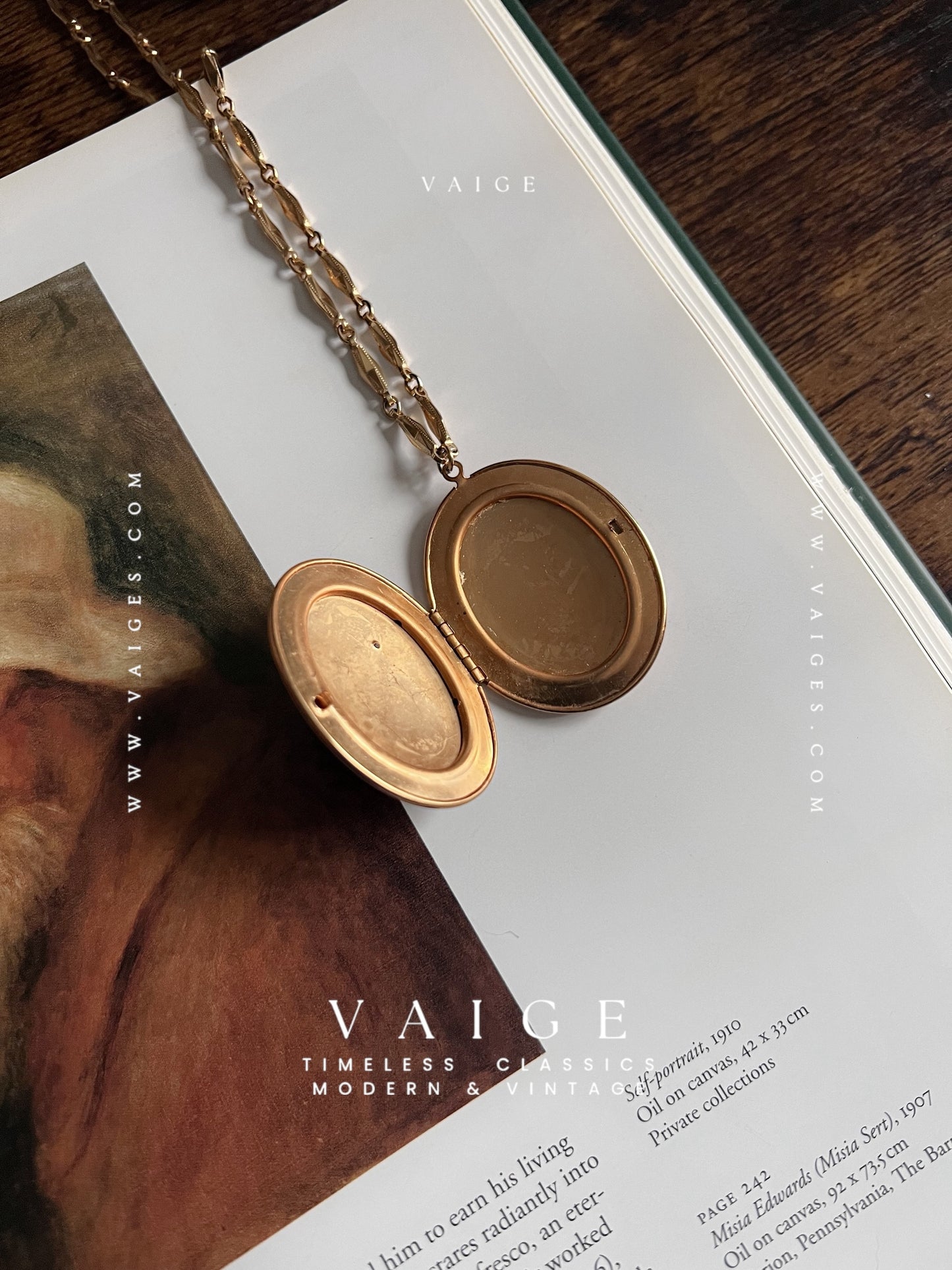 One Of One | vintage large locket glass engraved pink flower