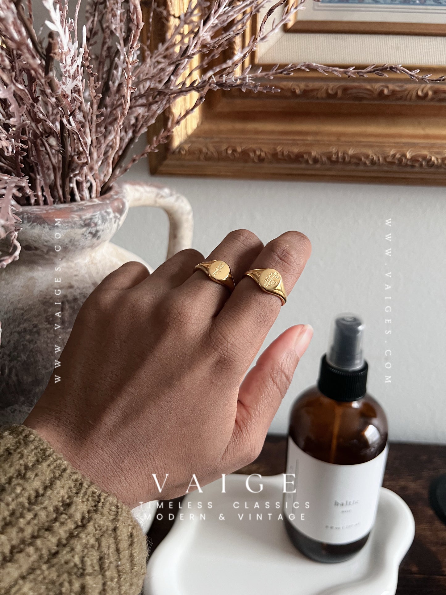 VAIGE Stainless Steel 18K Gold Engraving Wildflower Lavender Sunflower Signet Ring