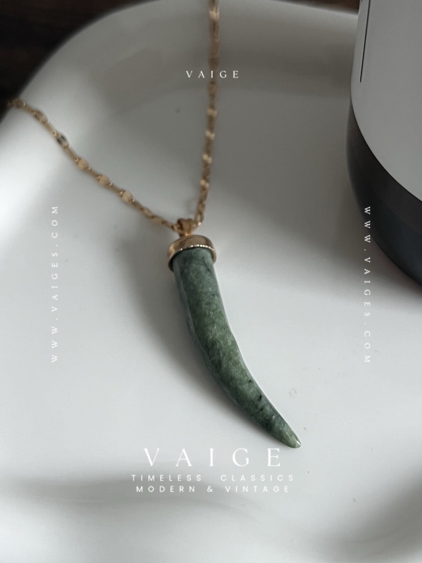 VAIGE One of One |Gold Green Stone Jade Horn / Tooth / Pepper Necklace