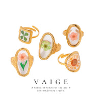 VAIGE Elegant Dried Flower Resin Ring with 18K Gold & Adjustable Stainless Steel - Vintage Charm in [Color]