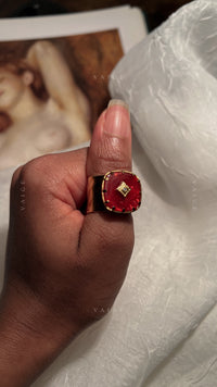 Zareth gemstone ring