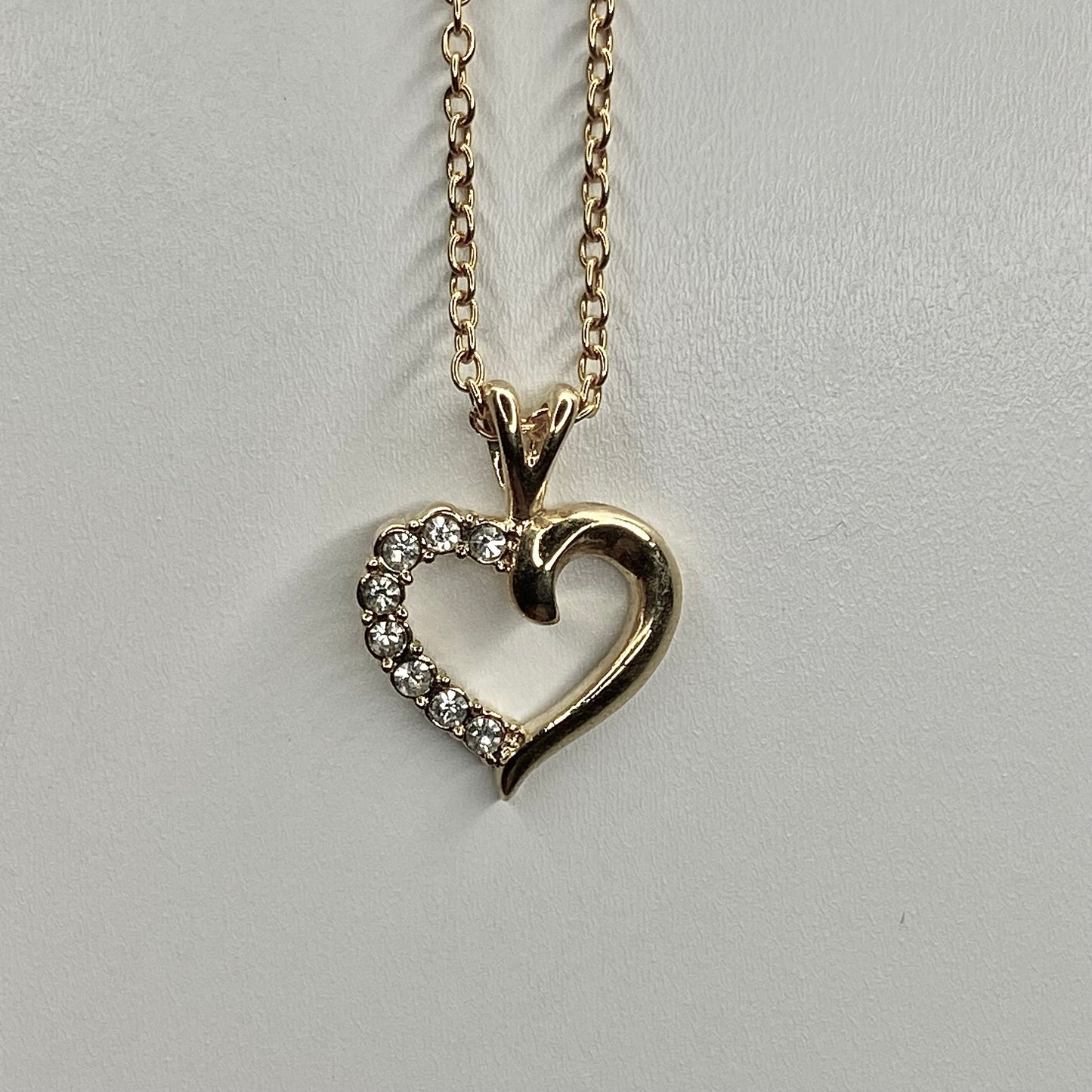 gold heart zircon   pendant necklace • 16-18in — Vintage Collection • only 1 available • View all photos; item is thrifted/vintage and may show flaws.