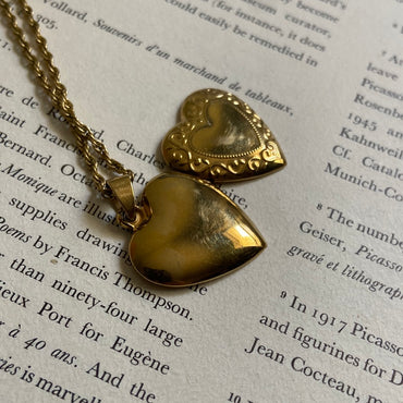 One-of-one | vintage gold heart locket Necklace 18”