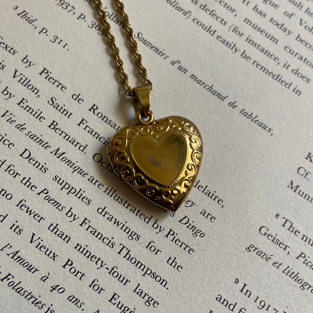 One-of-one | vintage gold heart locket Necklace 18”