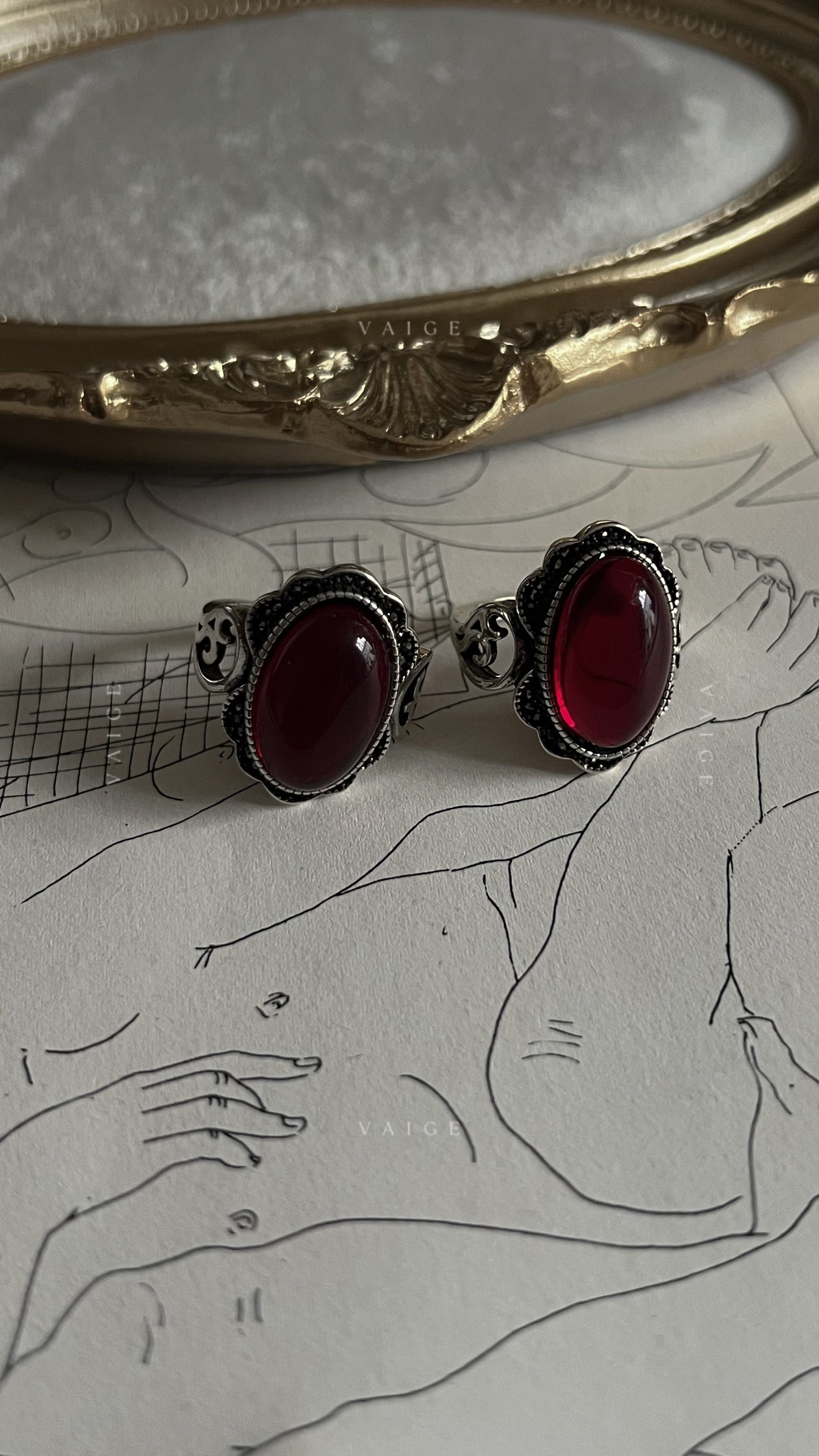 Leslie gemstone Ring