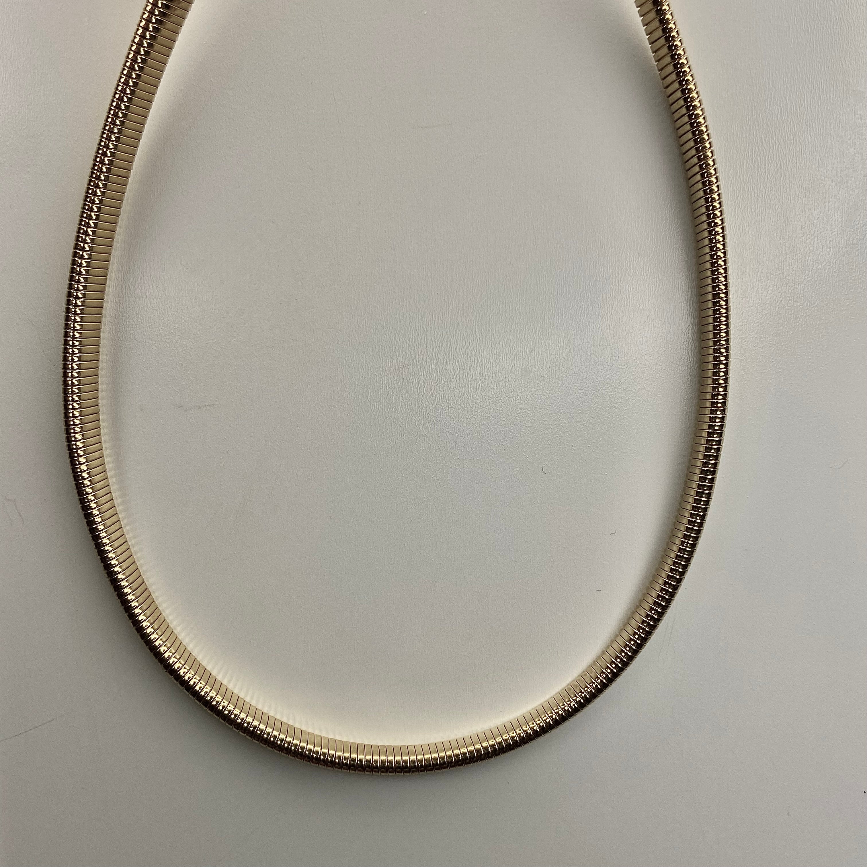 gold chunky chain necklace • 18in++ LONG CHAIN — Vintage Collection • only 1 available • View all photos; item is thrifted/vintage and may show flaws.