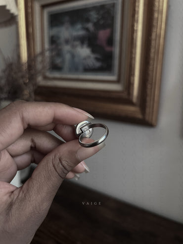 VAIGE  Dried Plant Silver Ring