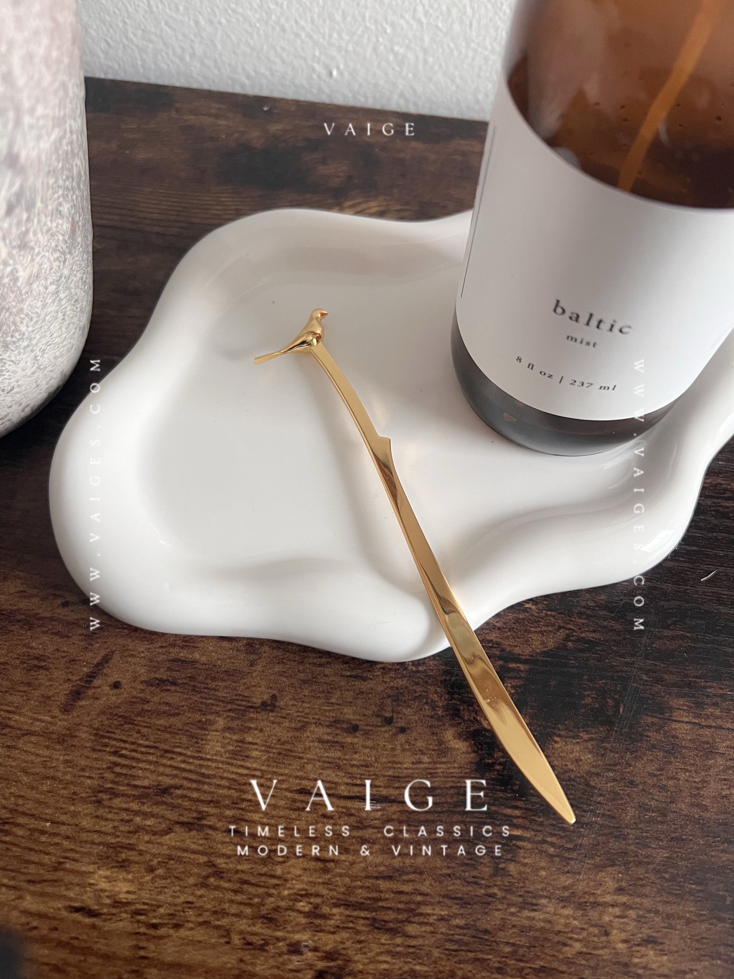 VAIGE Gold & Silver Bird Bookmark