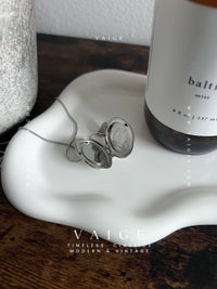 VAIGE Romantic Heart Locket Pendant Locket Silver Stainless Steel Necklace