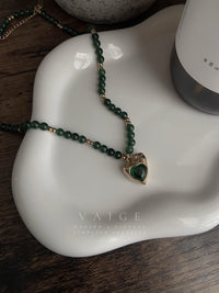 VAIGE Natural Green Agate Bead Heart Pendant Necklace