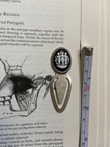 Handmade | three graces cameo bookmark