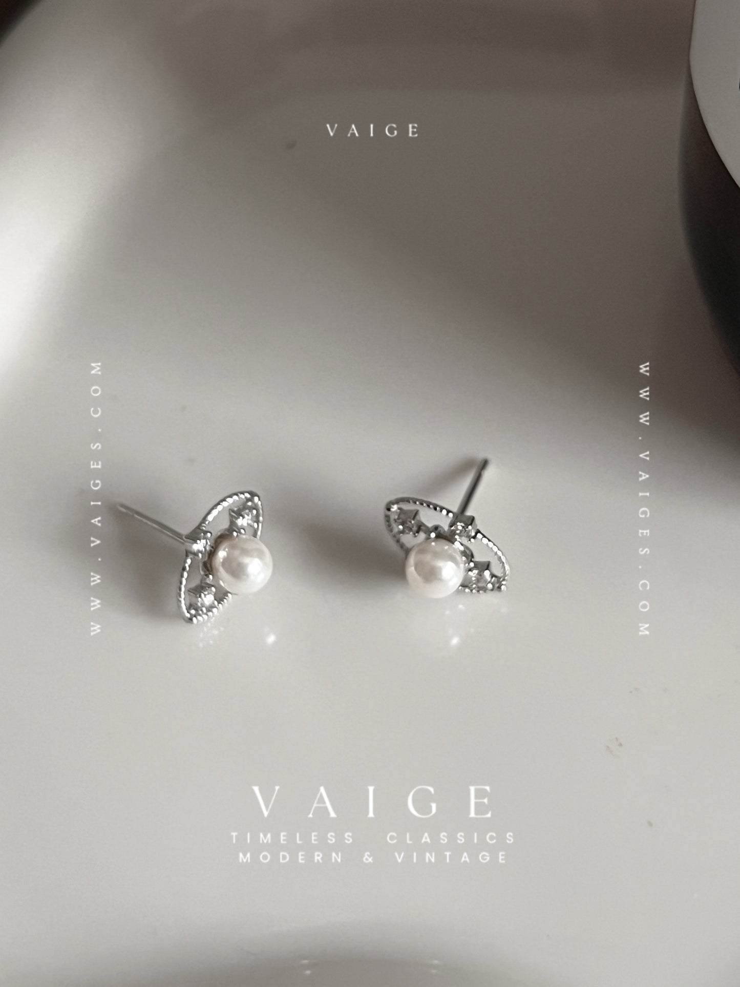 VAIGE 925 Sterling Silver Pearl Stud Earrings Oval