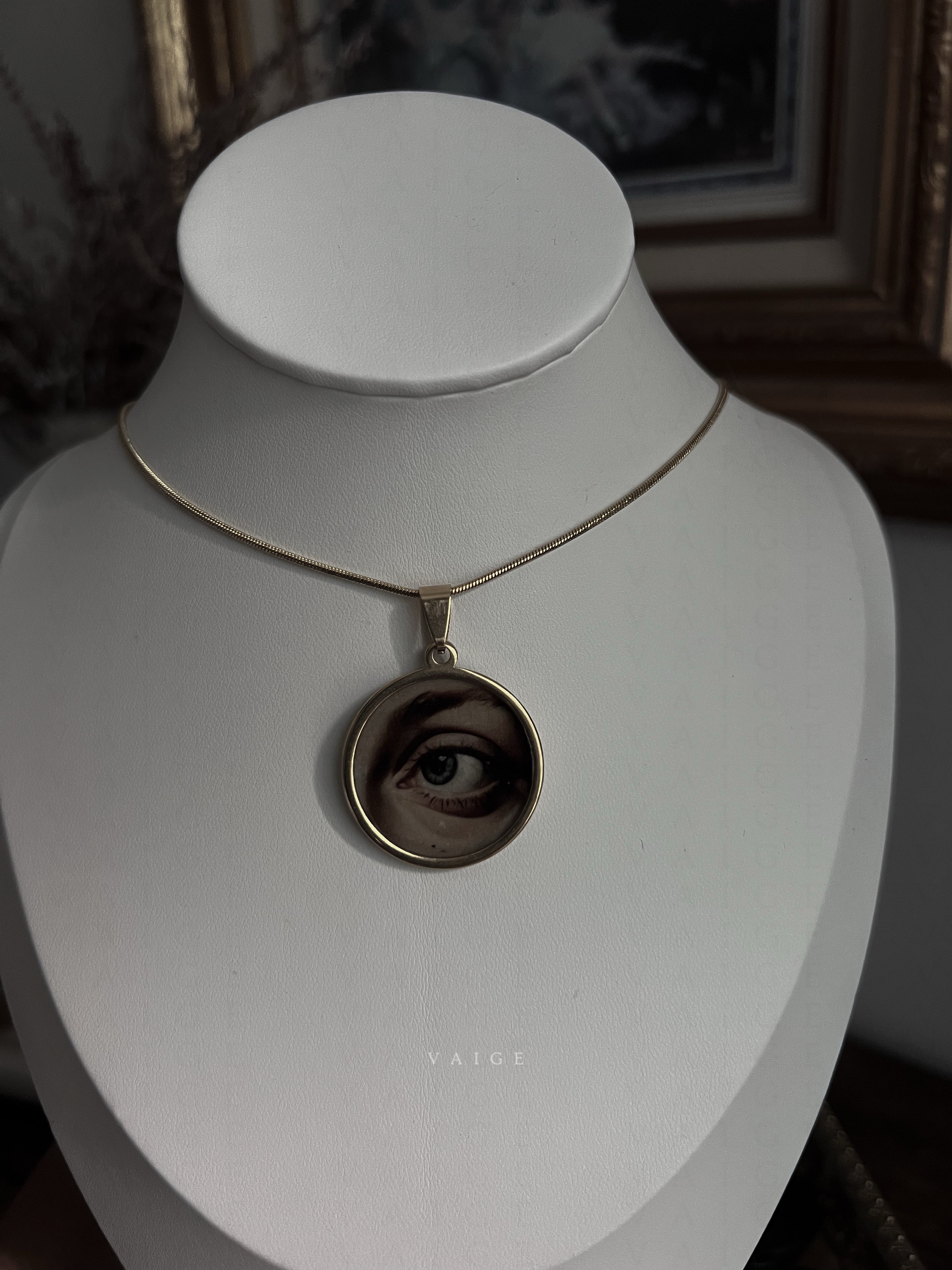 VAIGE  Lovers Eye Gold Circle Necklace [A]