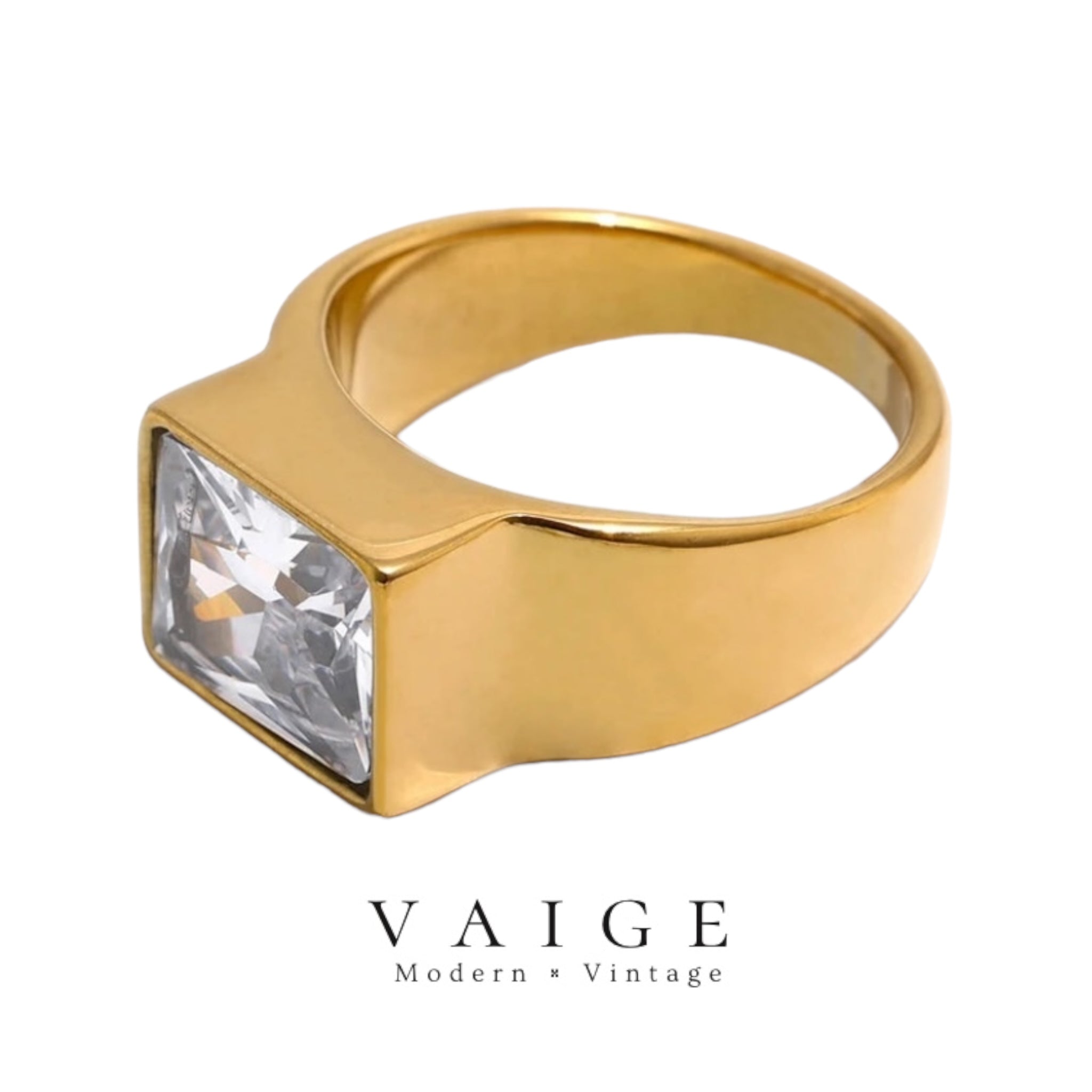 VAIGE Luxe Gold-Plated Zirconia Square Ring in Silver